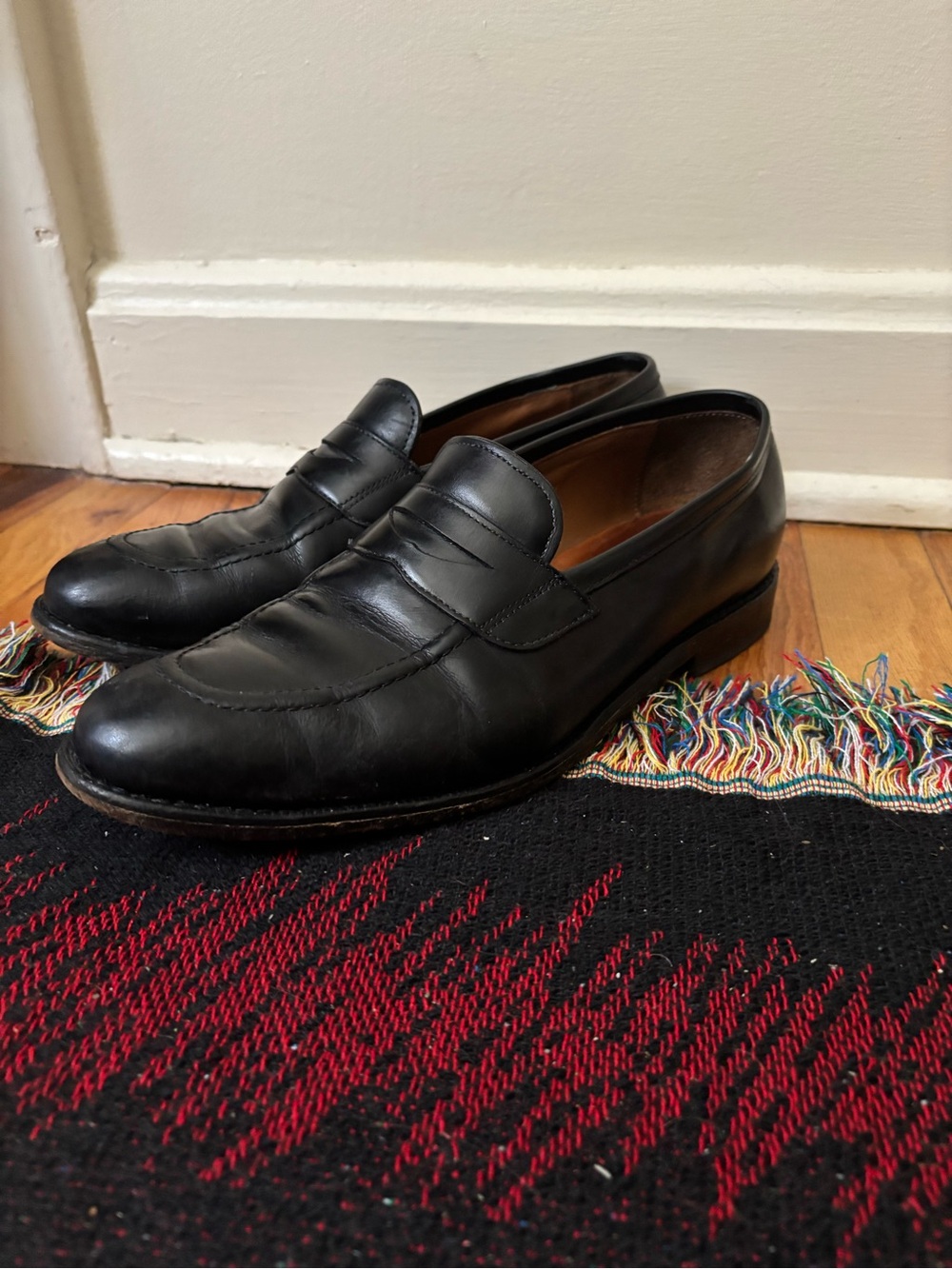 Allen Edmonds Lake forest Men’s Size 9/12 E Black Loafers
